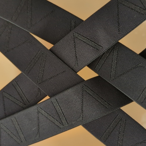 ALALA Eclipse Bra in Black - Picture 13 of 16